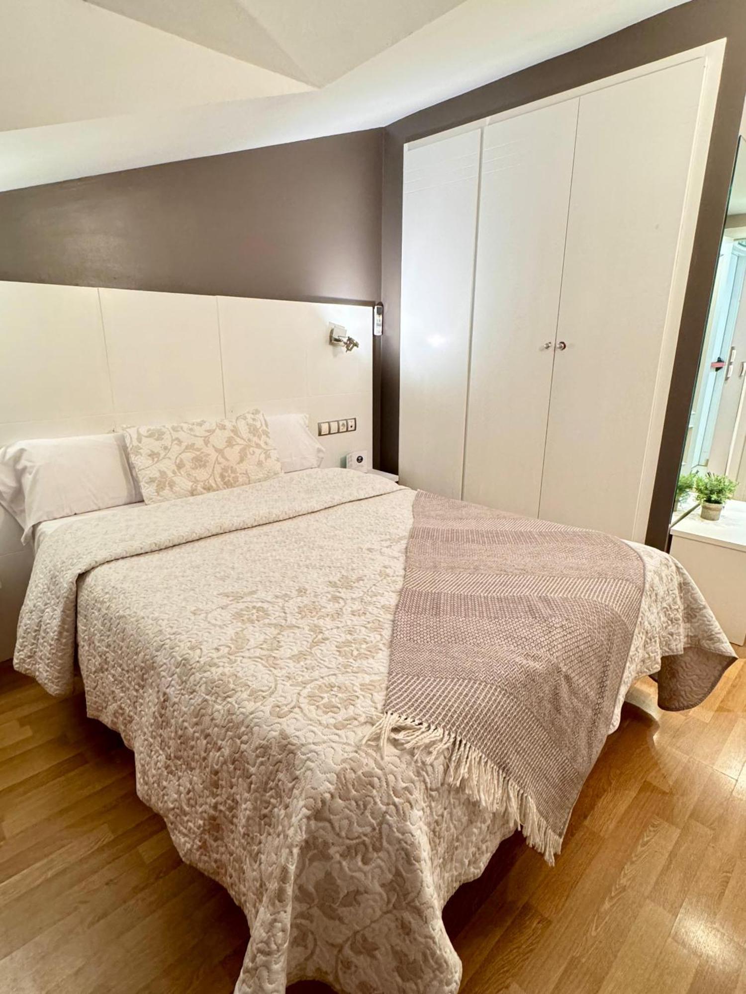 Hotel El Acebo Χάκα Εξωτερικό φωτογραφία
