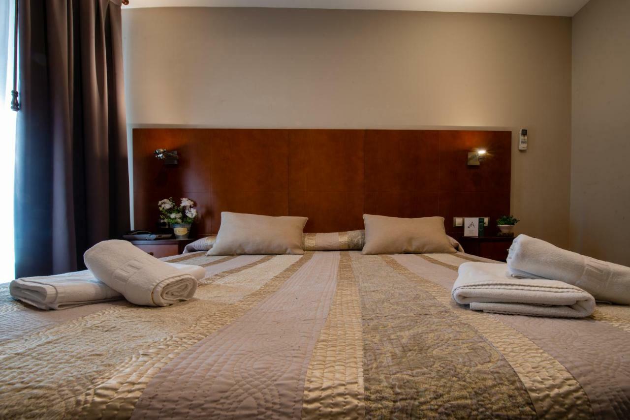 Hotel El Acebo Χάκα Εξωτερικό φωτογραφία